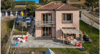 Villa in vendita in Strada Val San Martino, 162